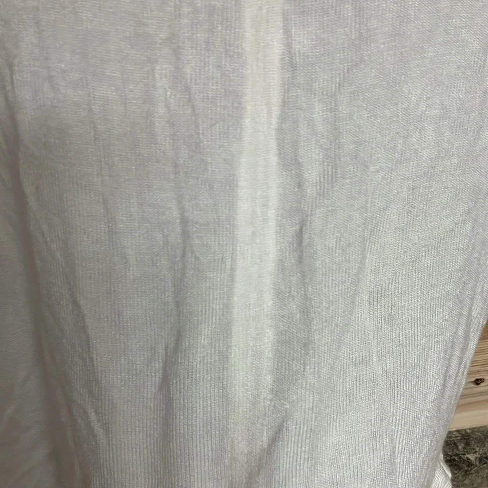 Elie Tahari size XS white short sleeve dolman sweater